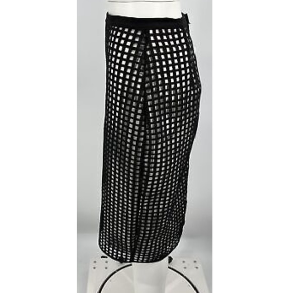 Camilla and Marc white/black square mesh knee length skirt size 8 - Picture 2 of 4